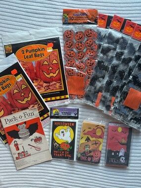 Vintage Halloween Lot 1966 Pack-O-Fun Magazine NOS Trick or Treat Bags Decor